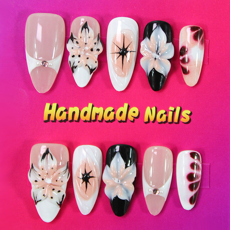Nail art set with handmade floral designs Kalsten