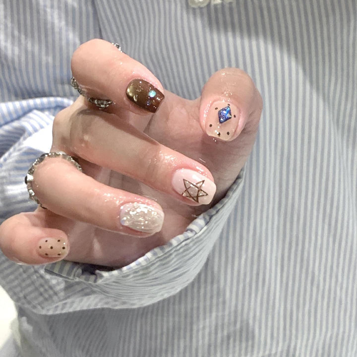 Artificial Nail Set with Creative Geometric and Sparkling Accents Kalsten
