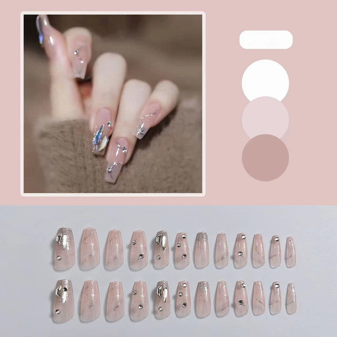 Glamorous artificial nails with glitter accents Kalsten