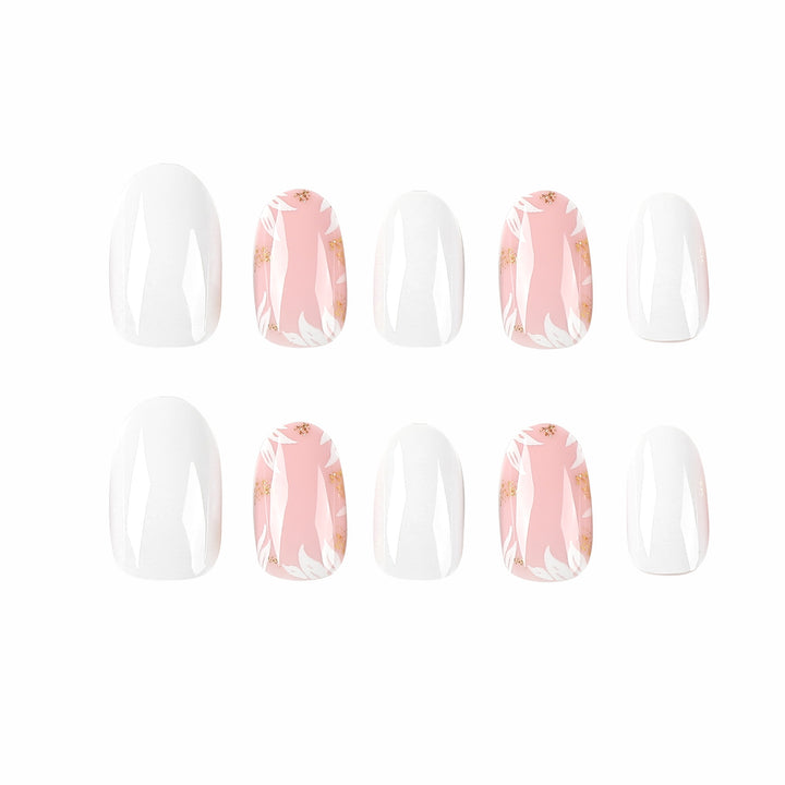 Artistic nail designs with glitter and floral accent Kalsten
