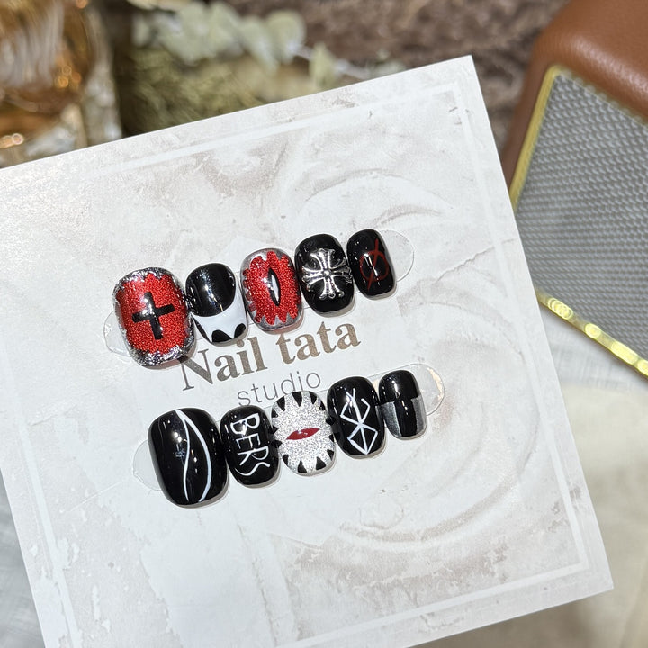 Artistic Black Themed Press-On Nail Set Kalsten