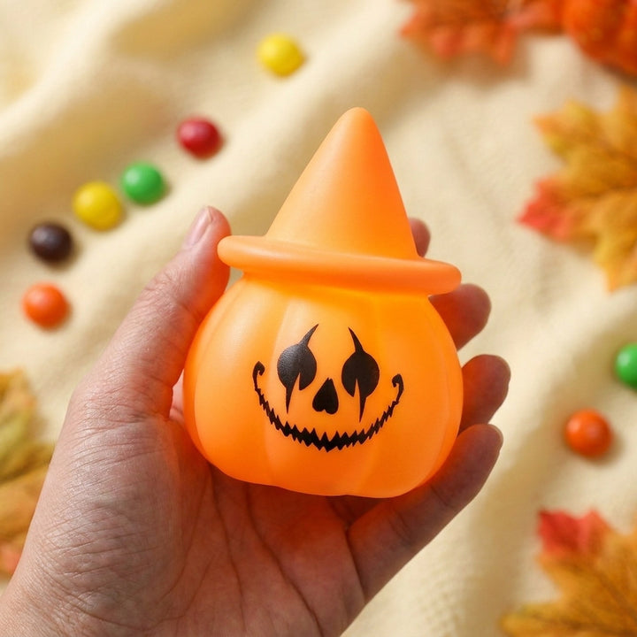 Halloween LED Pumpkin Mood Light with Witch Hat
