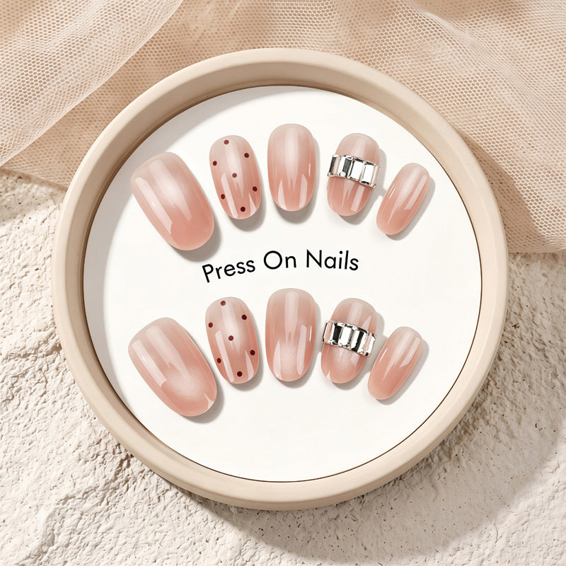 Elegant Decorative Press-On Nail Set with Accents Kalsten
