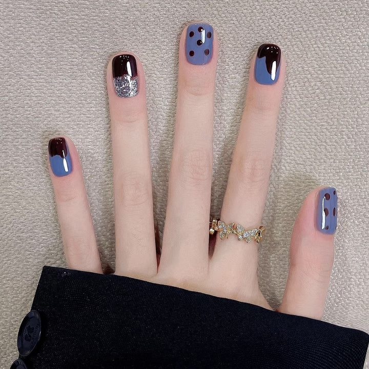 Artistic Press-On Nail Set with Unique Pattern Designs