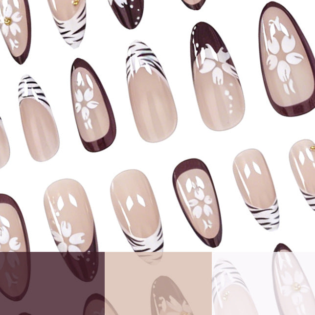 Floral Embellished Press-On Nail Art Kalsten