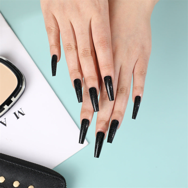 Elegant and glittering artificial nails Kalsten
