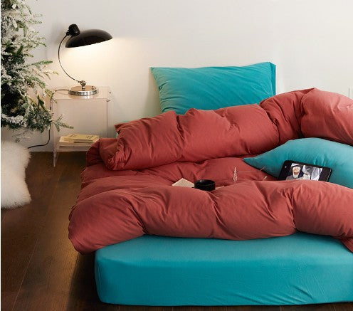 Comfort all-season duvet with breathable hollow fiber filling and jersey fitted sheet set