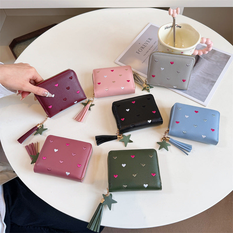 Compact Heart Patterned Zip Wallet