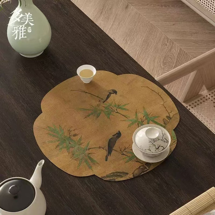 Decorative Scalloped Table Placemats