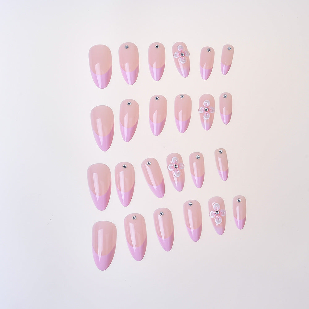 Elegant Floral-Accent Press-On Nail Set Kalsten