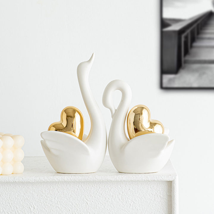 Elegant and romantic swans decorative figure Kalsten