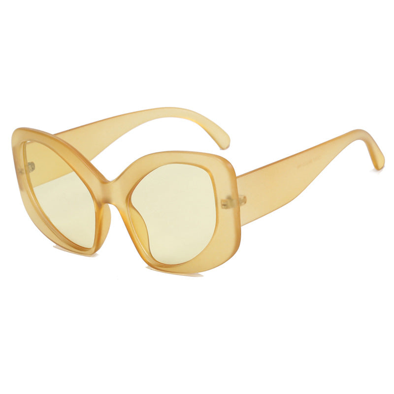 Women's oversized sunglasses in a modern design Kalsten