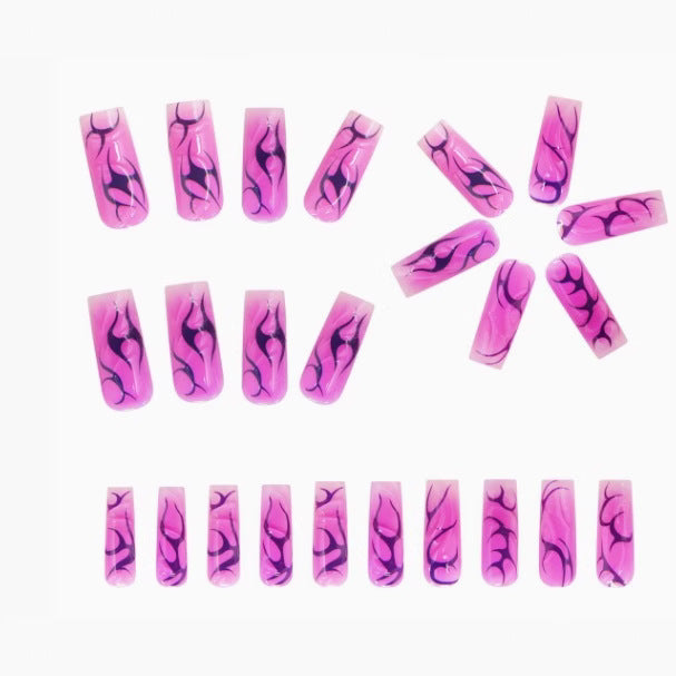 Artistic Long-Lasting Nail Enhancements Kalsten