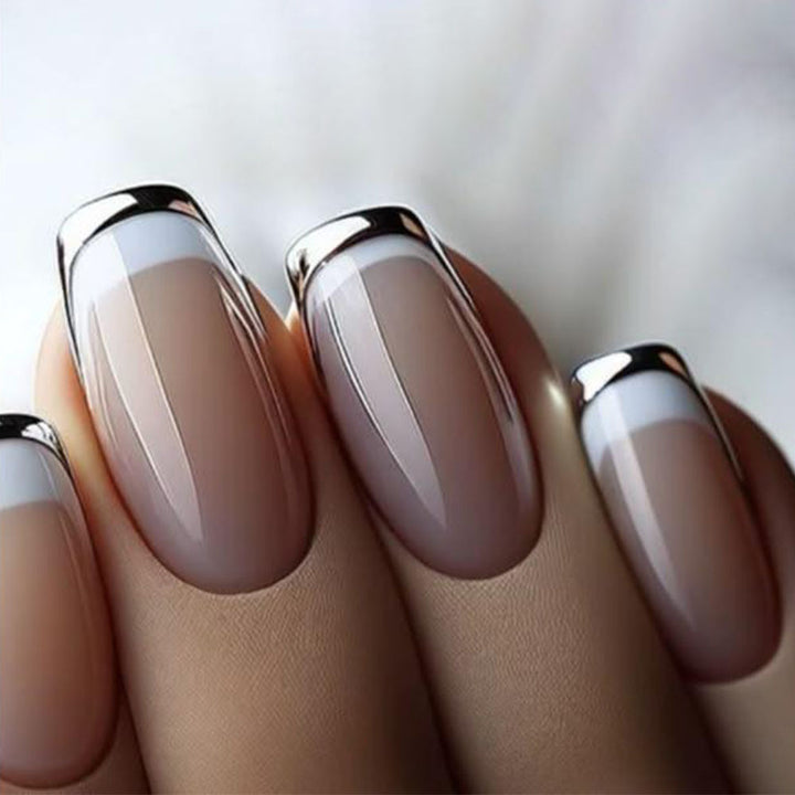 Artificial nails with elegant French tips Kalsten