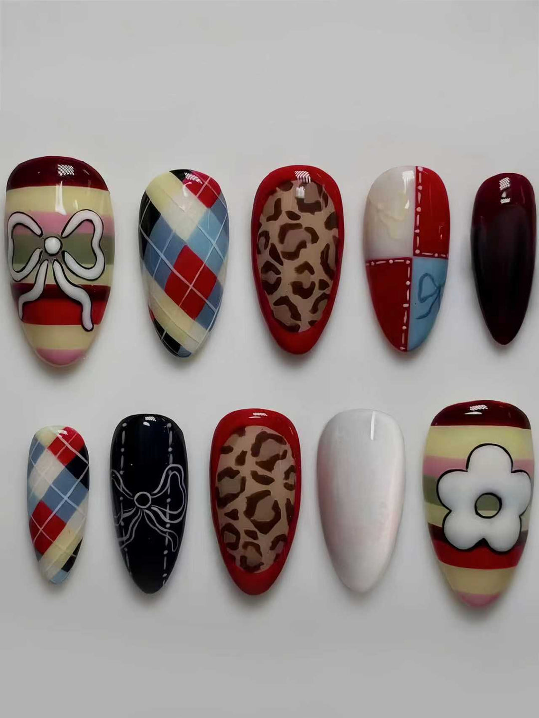 Artistic Nail Art Kalsten