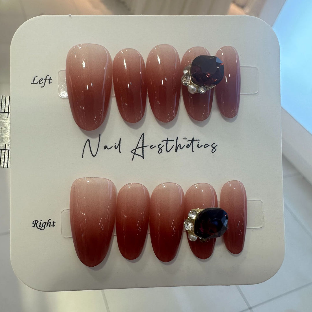 Glamorous Press-On Nail Set Kalsten