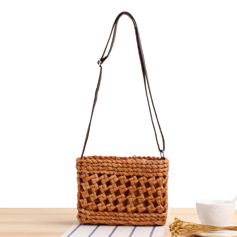 Shoulder bag with Woven Design and Sturdy Shoulder Strap Kalsten