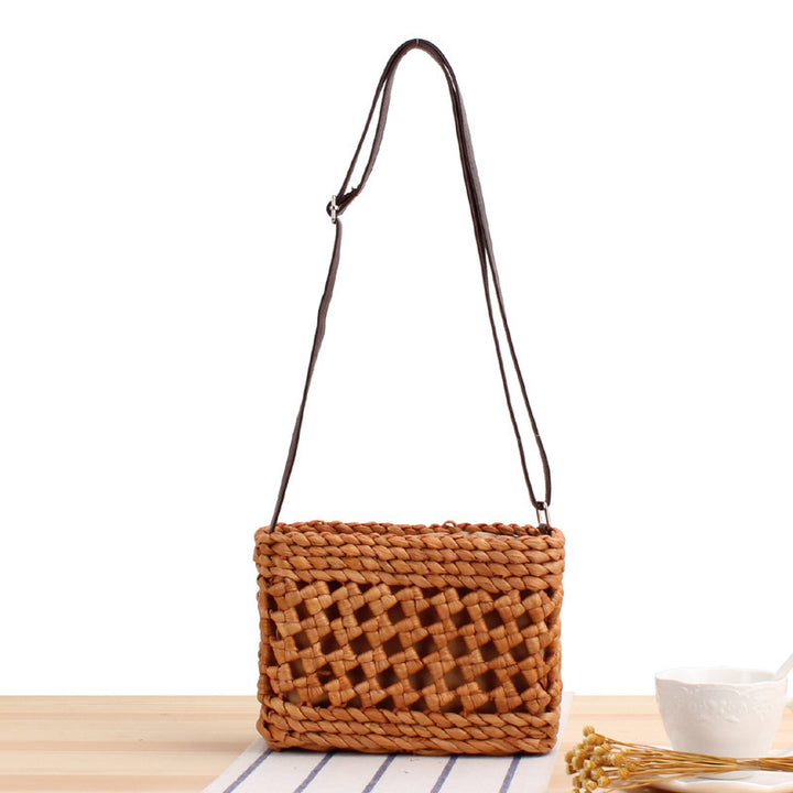 Shoulder bag with Woven Design and Sturdy Shoulder Strap Kalsten