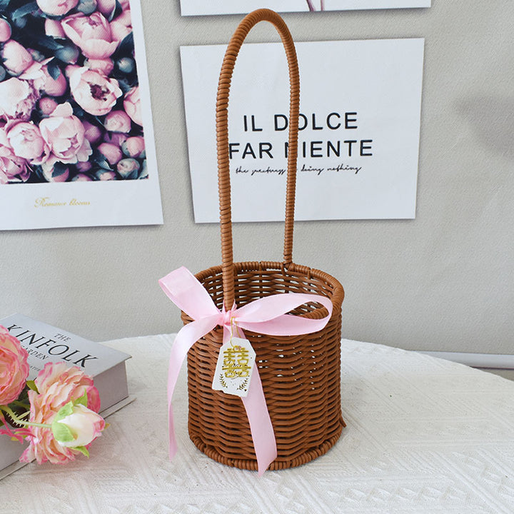 Chic Woven Handbag with Pearl Accent Kalsten