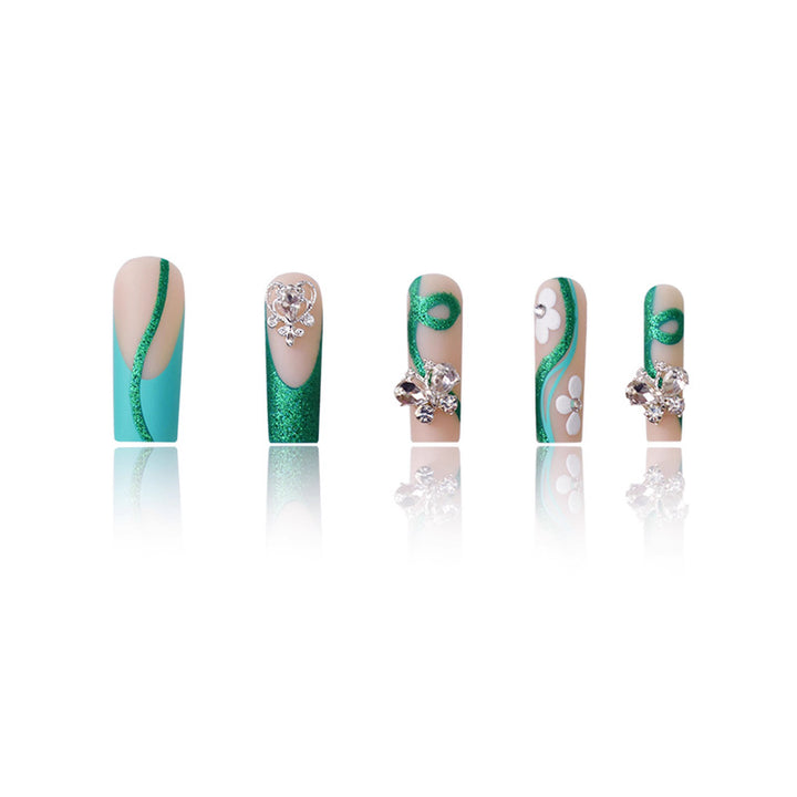 Glamorous Decorative Nail Art Kalsten
