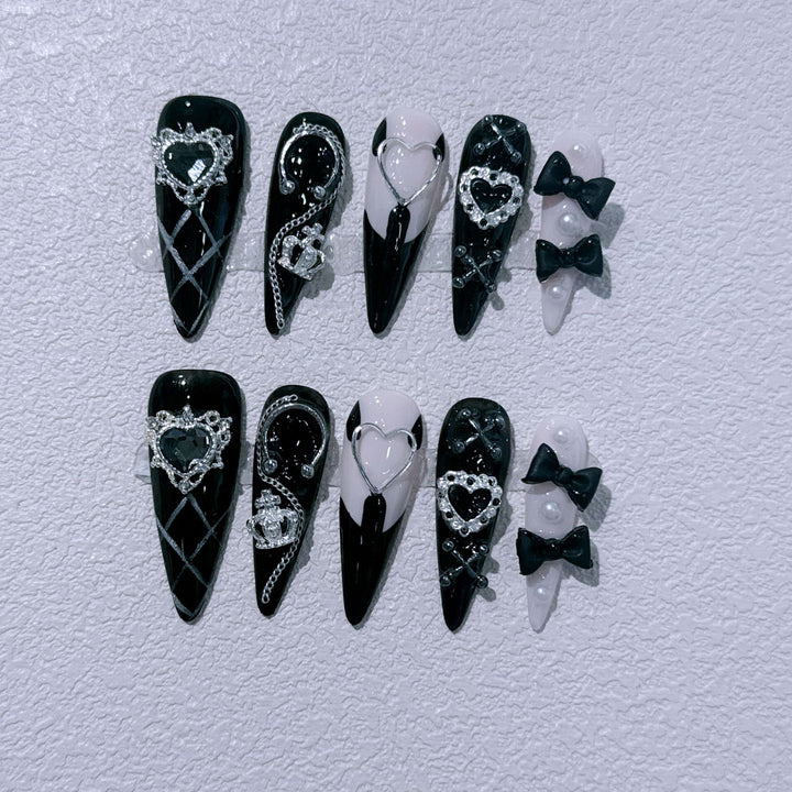 Glamorous Nail Art Extensions