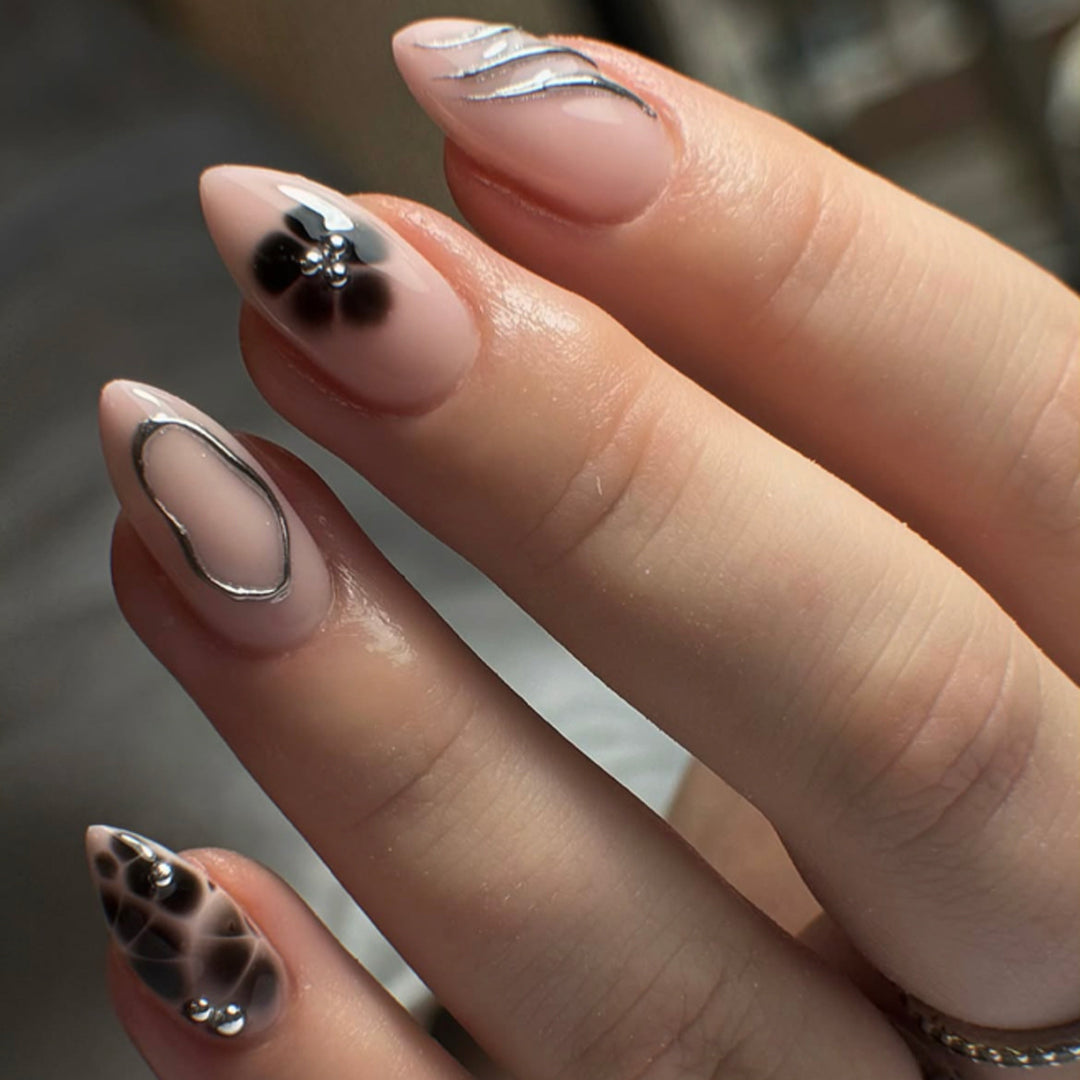 Creative Nail Art with Glitter Accents Kalsten