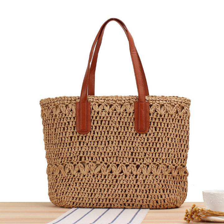 Shopping bag made of woven natural material Kalsten