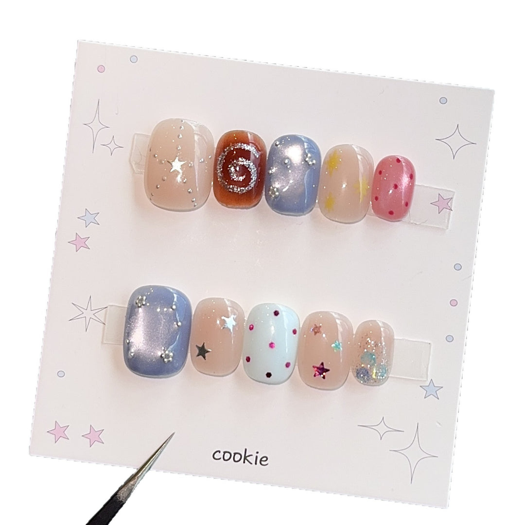 Creative artificial nails with sparkling star patterns Kalsten