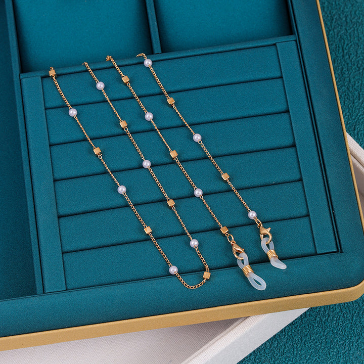 Star Charm Eyewear Chain Kalsten