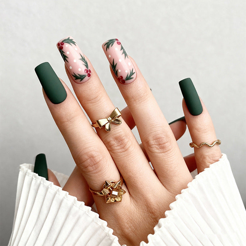 Artful Nail Tips with Botanical Motifs Kalsten