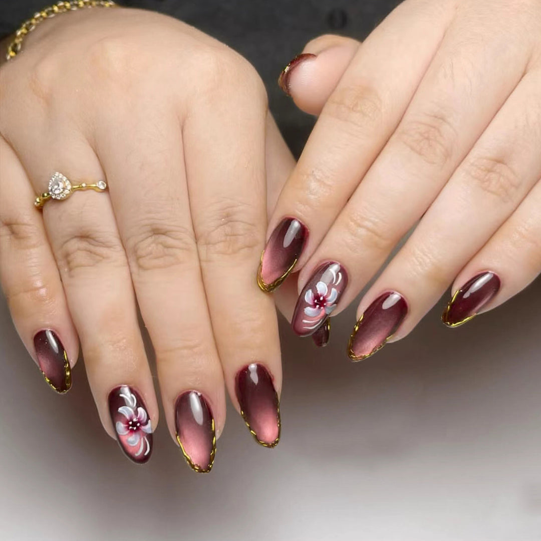Elegant Floral-Accent Press-On Nail Set