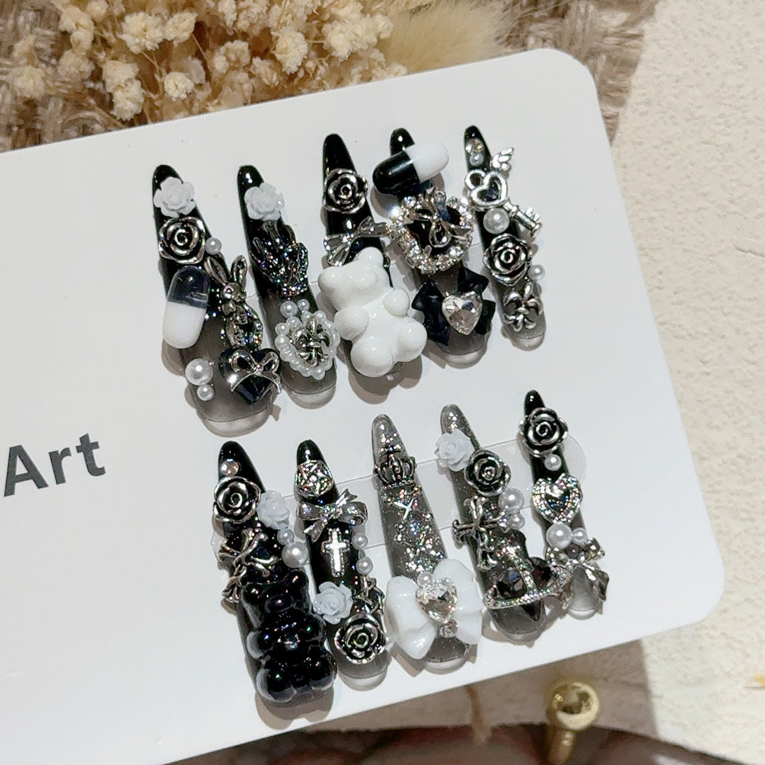 Artfully Designed Nail Tips