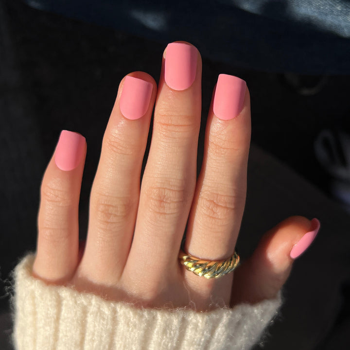 Matt lacquered nail art Kalsten