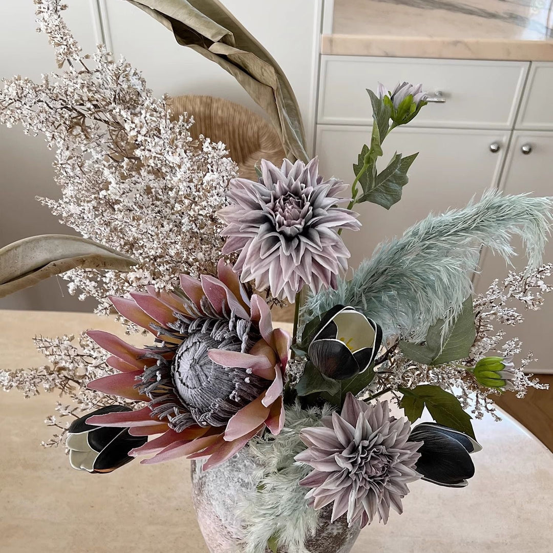 Artistic Dried Flower Arrangement