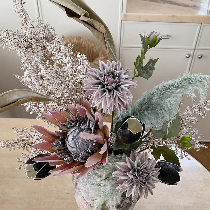 Artistic Dried Flower Arrangement