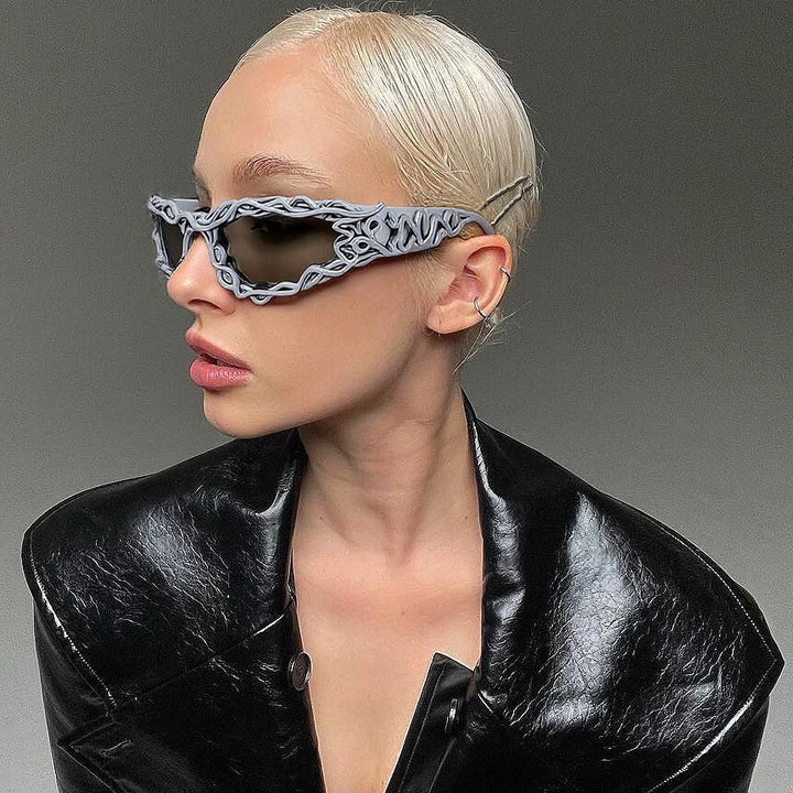 Women's extravagant design sunglasses with creatively structured frame Kalsten