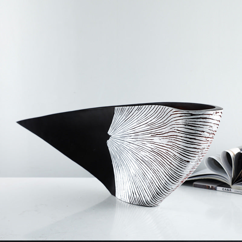 Modern Artistic Decorative Centerpiece