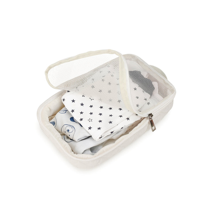 Space-saving travel organizer Kalsten