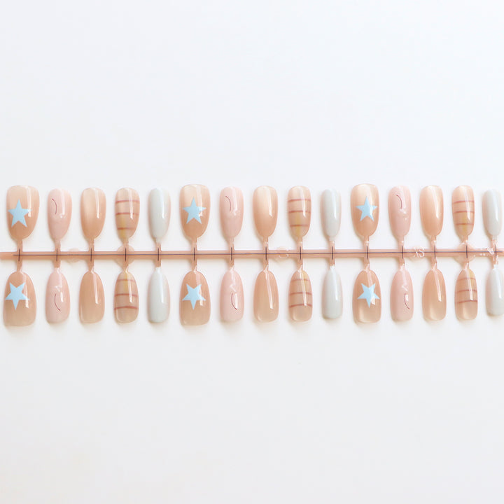 Star-Decorated Press-On Nail Art Kalsten
