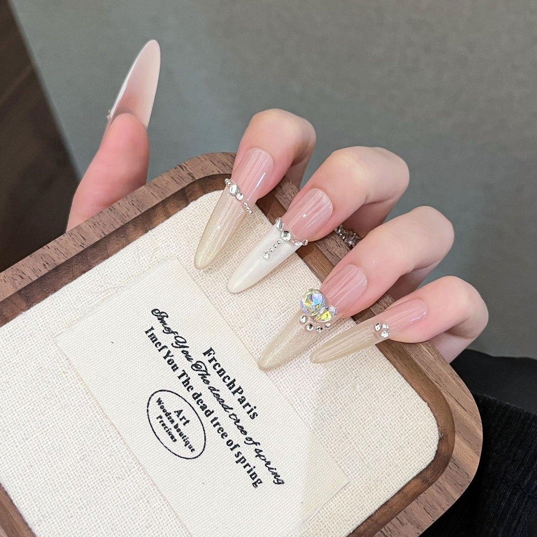 Elegant Decorative Press-On Nail Set Kalsten
