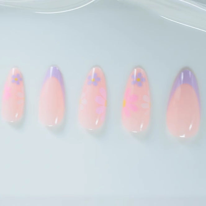 Chic Floral Nail Art Kalsten
