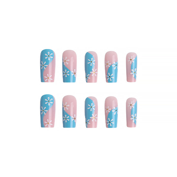 Artificial nails with delicate flower design Kalsten
