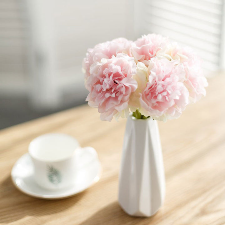Elegant Floral Decoration