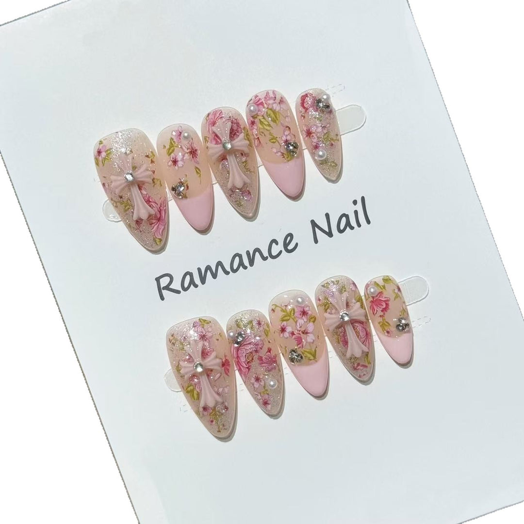 Floral Themed Press-On Nail Set Kalsten