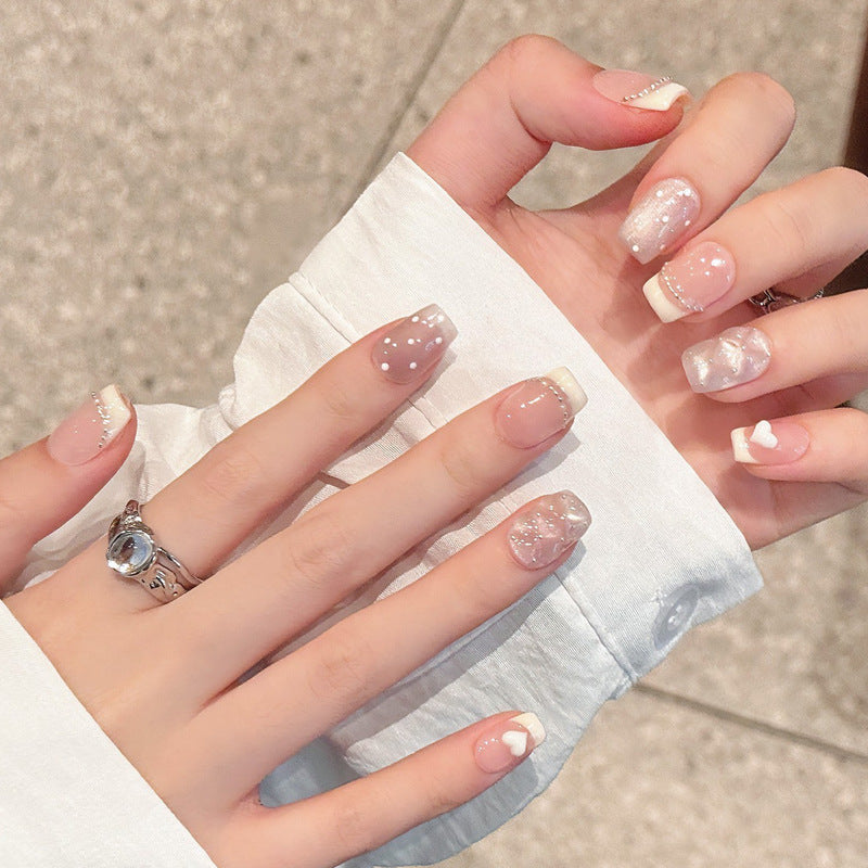 Elegant Heart-Designed Press-On Nails Kalsten