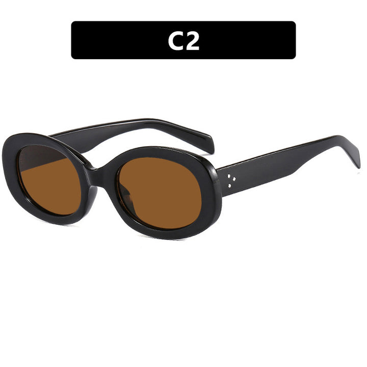 Ladies fashionable sunglasses in elegant oval design with sturdy frame Kalsten