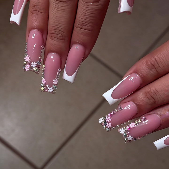 Elegant Floral Accent Press-On Nail Art Set Kalsten