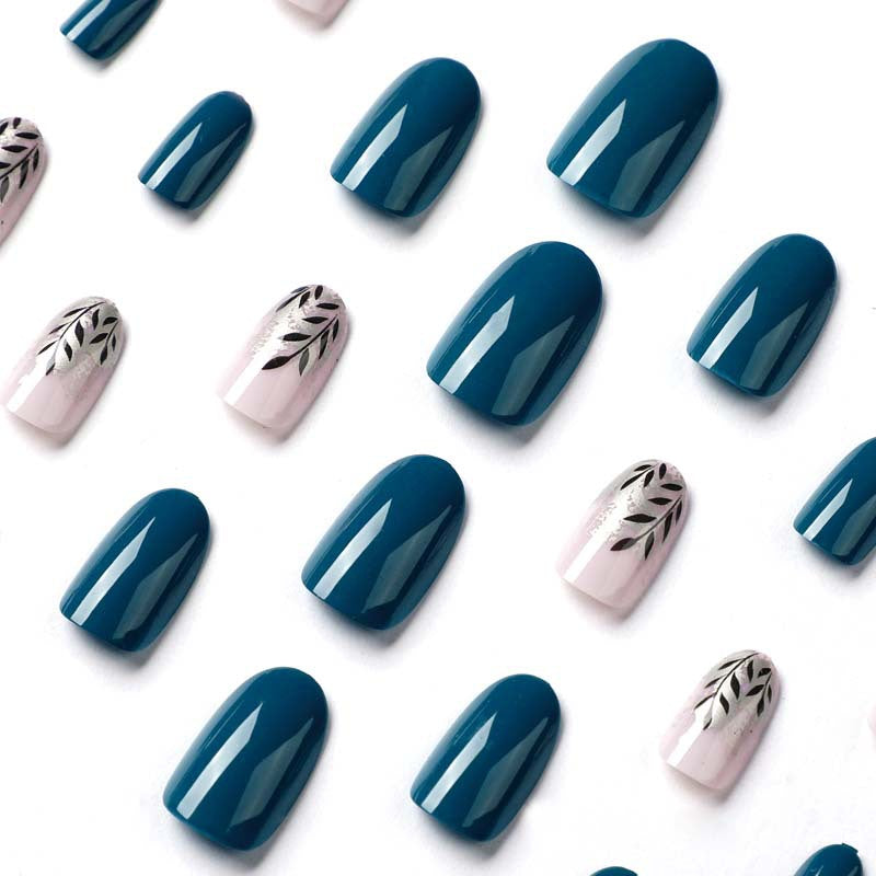 Elegant Nail Art with Floral Accent and Metallic Details Kalsten