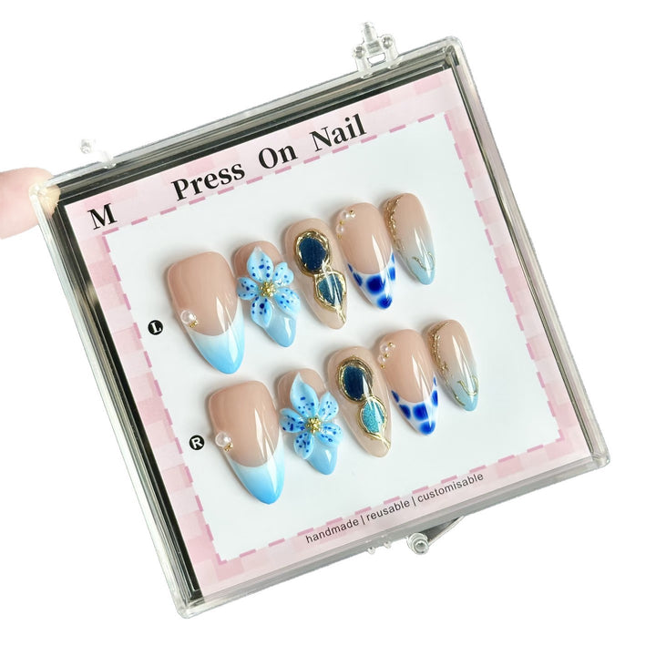 Artistic Press-On Nail Set with Floral and Gradient Design