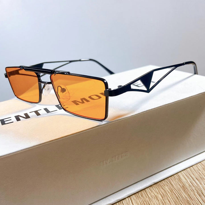 Fashionable sunglasses with square frame and mirrored lenses Kalsten